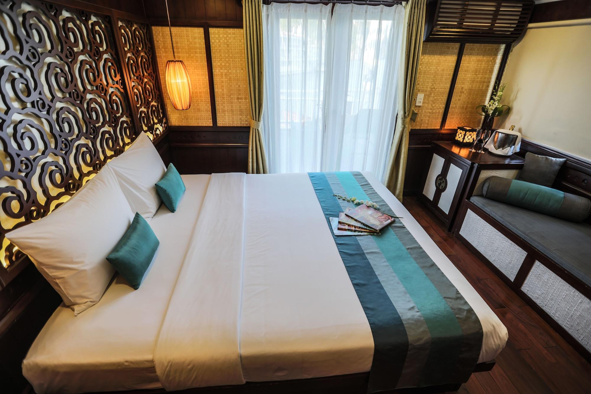 Bhaya Halong Cruises Hotel Ha Long Exterior foto